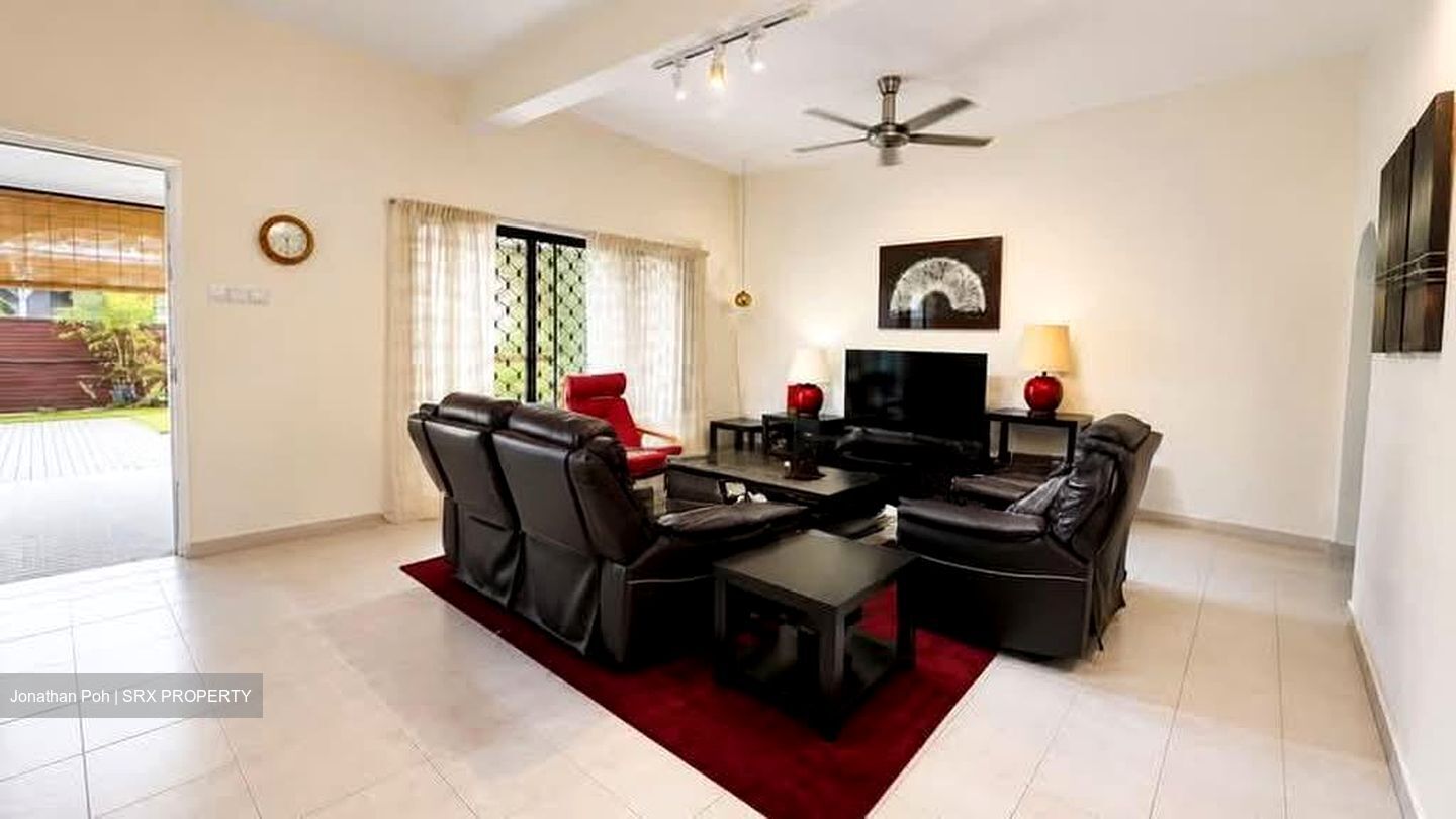 Thomson Park (D20), Terrace #595163841